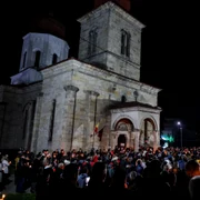 Slujba de Paste Inviere la biserica Adormirea Maicii Domnului din Targul Ocna Bacau 24 aprilie 2022 FOTO Inquam Photos / Alexandru Busca 