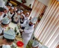 Elevii au învăţat cum să facă un bufetsofisticat folosind produse tradiţionale