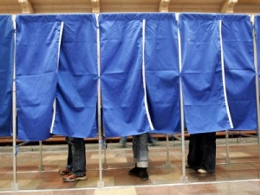 
    Alegătorii pot afla ordinea candidaţilor de pe buletinele de votFoto Mediafax  