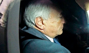 Orgii şi prostituţie la nivel înalt jpeg