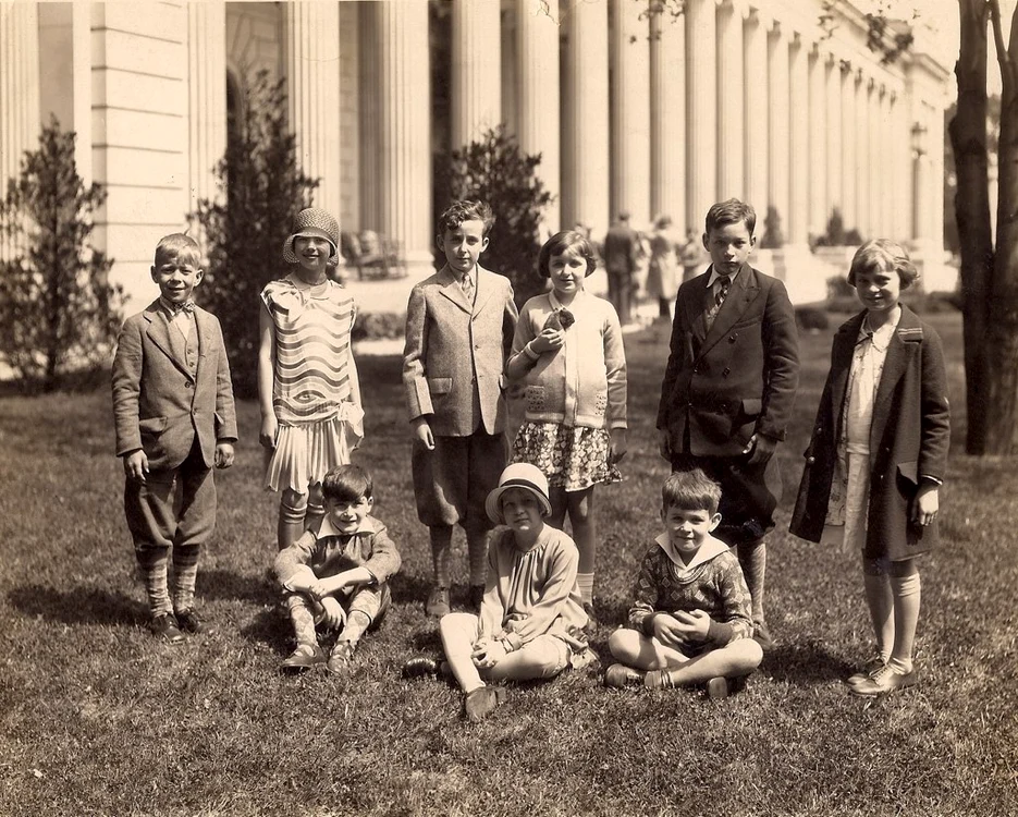 Drepturile copilului născut în România jpeg