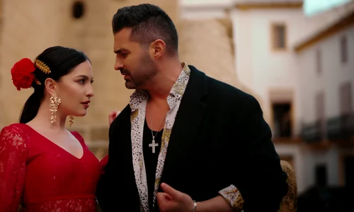 LaGlorya feat. Pepe lansează piesa lunii februarie, “Un Amor Imposible”
