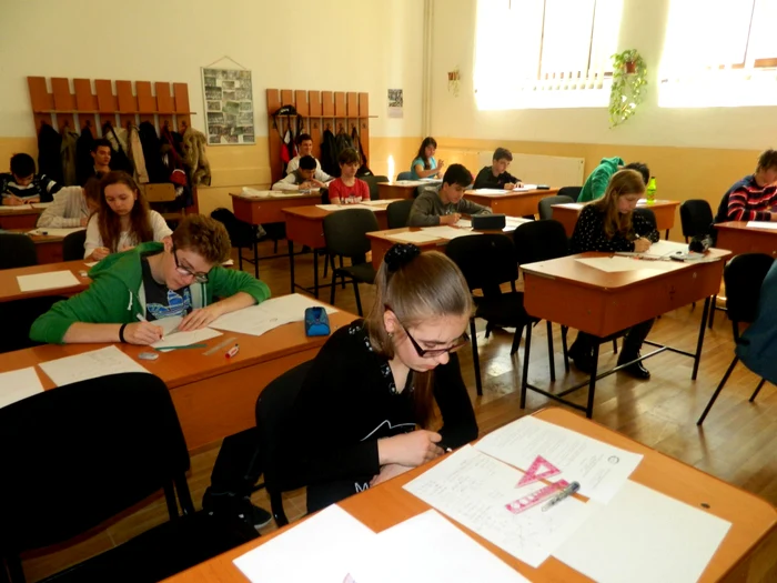 Olimpicii juniori vor trece prin examenele de Evaluare Naţională mai devreme     FOTO Adevărul