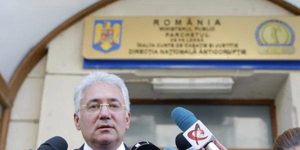 Adriean Videanu la DNA FOTO Eduard Enea 