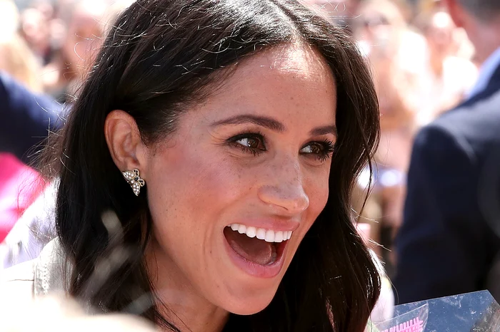 În Australia, Meghan a purtat o pereche de cercei care au aparţinut Dianei şi care costă în jur de 2.500 de euro