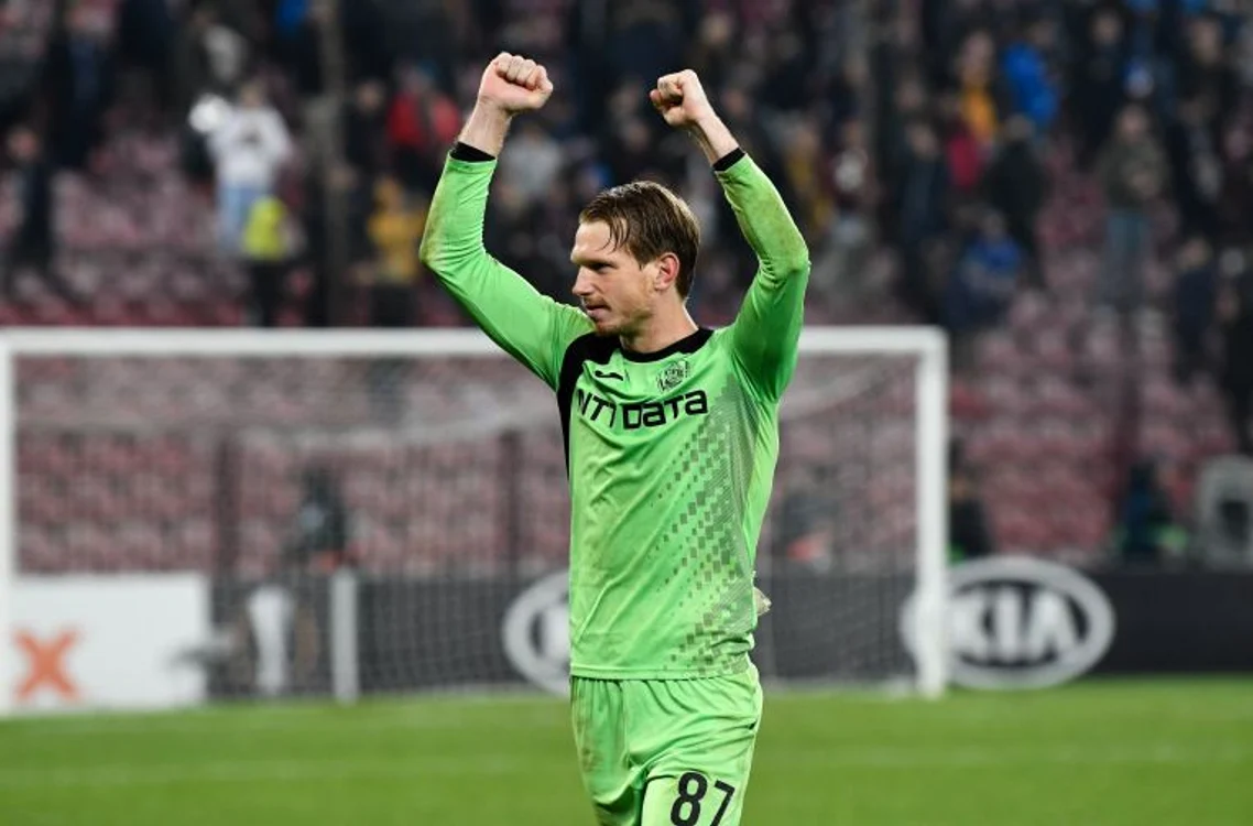 
    Arlauskis a fost salvatorul formației CFR Cluj in derby-ul cu FCSBFOTO: Sportpictures.eu  