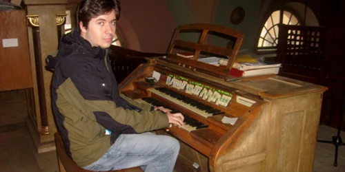 Alex Roi 