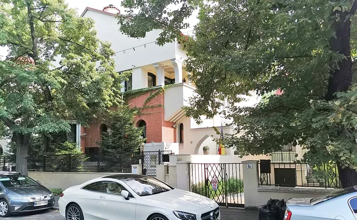 Când venea de la Cosntanța, Ioana locuia cu Ilie în această vilă impozantă