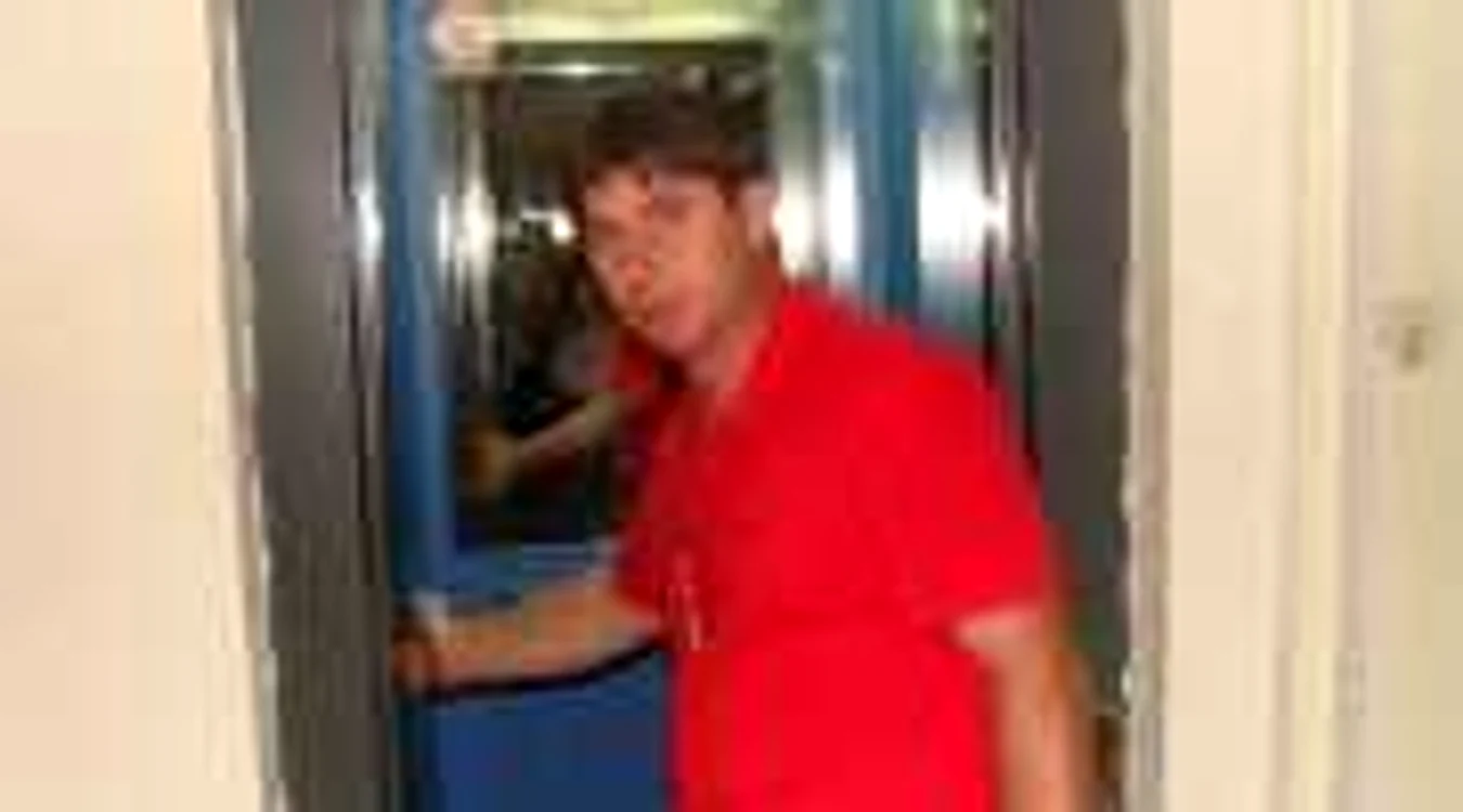 Marius Mălăescu îşi doreşte ca blocul să arate ca cel mai modern hotel din oraş
