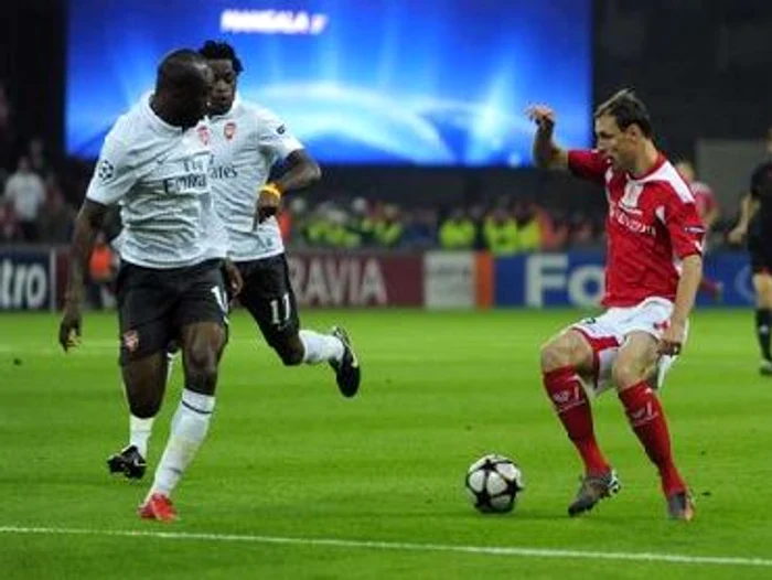 Liga Campionilor: Standard pierde incredibil partida cu Arsenal iar Fiorentina se înclină la Lyon