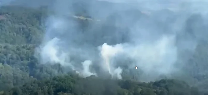 Pompierii români au dus o luptă contracronometru. FOTO: captură ISU