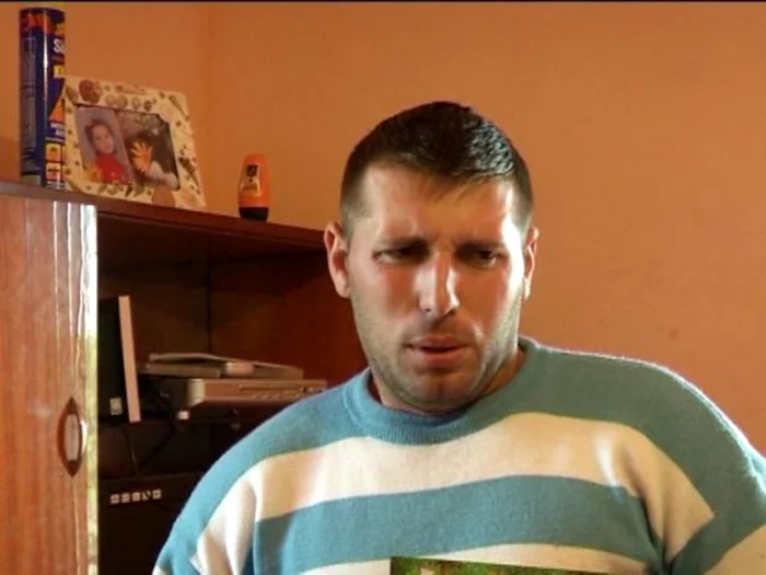 Bărbatul susţine că soţia i-a răpit fetiţa