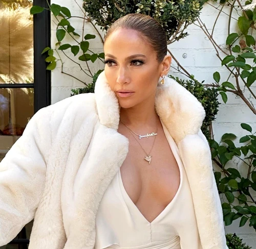 Jennifer Lopez ar putea face un anunț important 