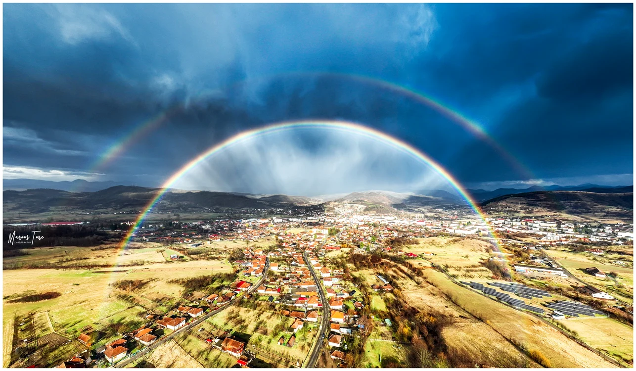 Curcubeu deasupra Apusenilor FOTO Marius Turc