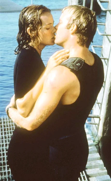 Saffron Burrows şi Thomas Jane
