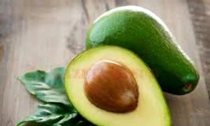 extract fructul de avocado jpeg