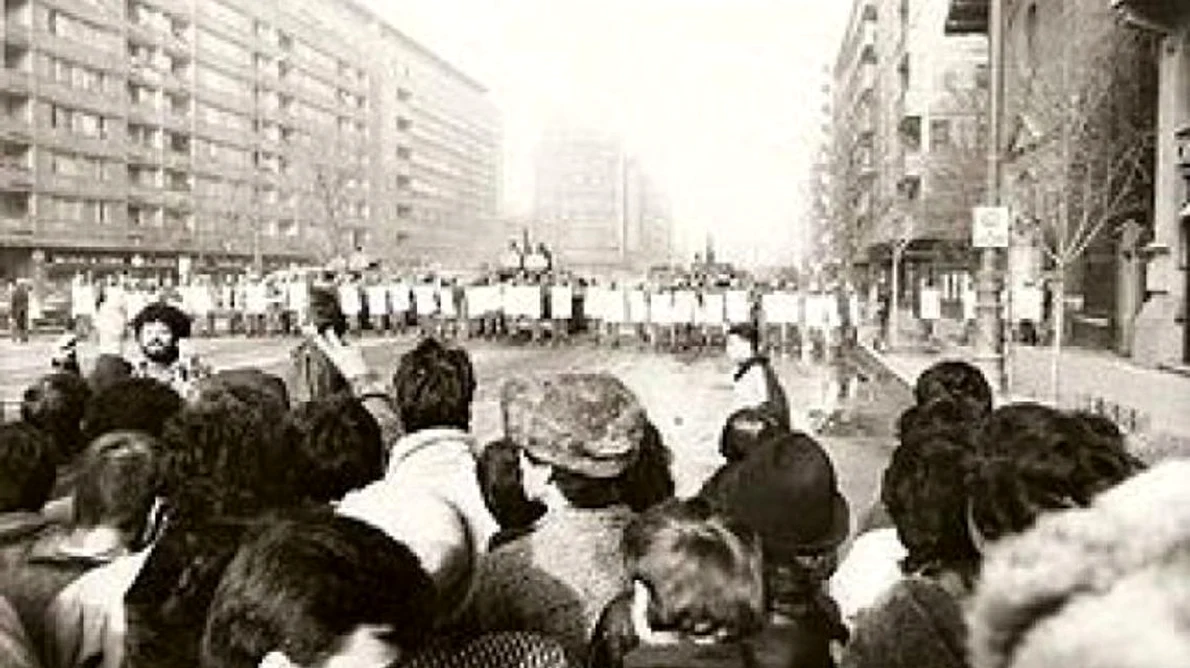 Dezbatere „Historia” la Adevărul Live de la ora 11 00: Decembrie 1989 şi lovitura de stat jpeg
