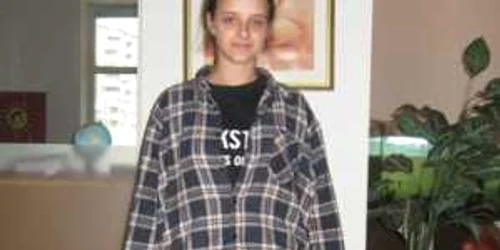 Bacău: Raluca Cotfas Şi-a făcut propria trupă rock, Kumba