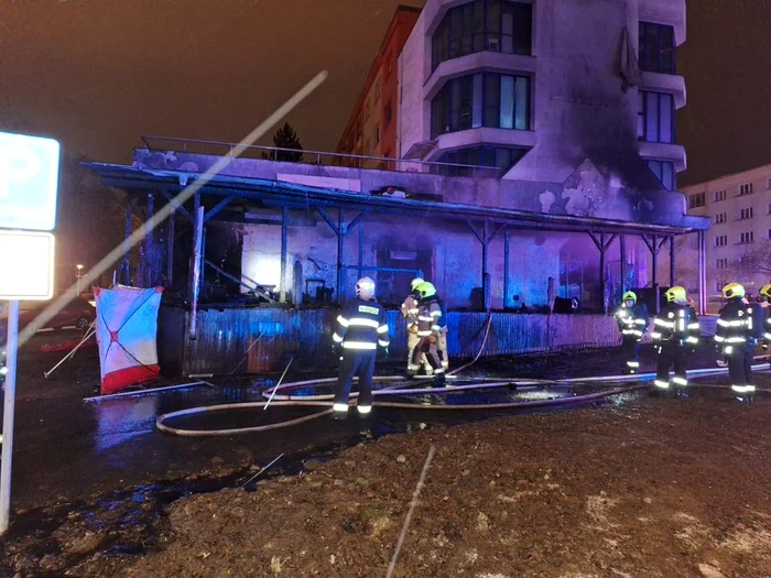 În restaurant se aflau 20 de clienți când a avut loc explozia FOTO @hasici_cr / X