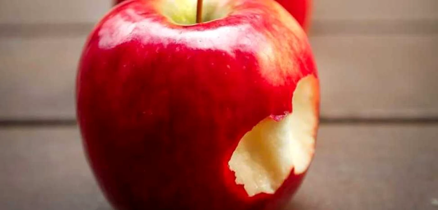 Apple îşi centralizează vânzările din UE prin Irlanda, astfel că taxele neplătite în alte ţări europene trebuie recuperate prin impozitele culese de către Fiscul de la Dublin