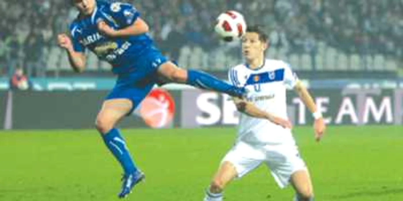 Săceanu (nr. 17) nu s-a menajat în duelurile cu Mihai Costea