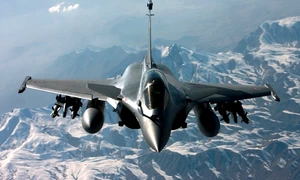 Grecia cumpără armament din Franţa cu bani din Germania jpeg