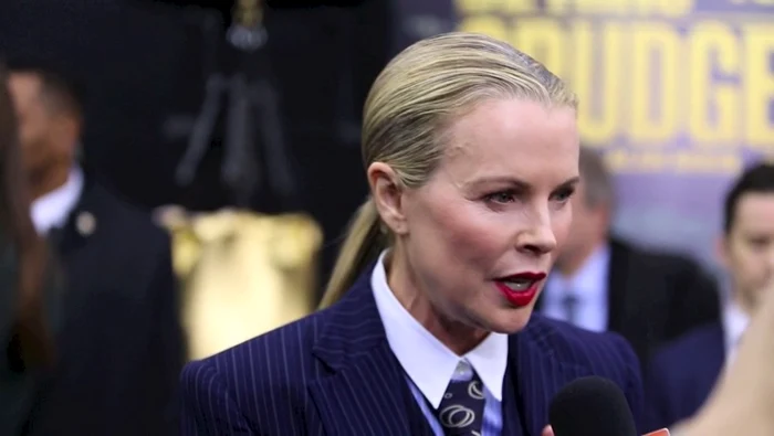 Kim Basinger (captură video)