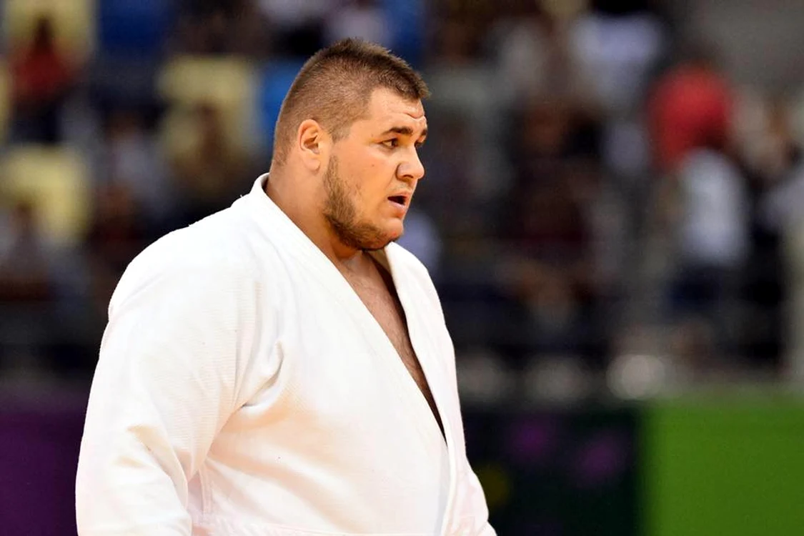 
    Daniel Natea  