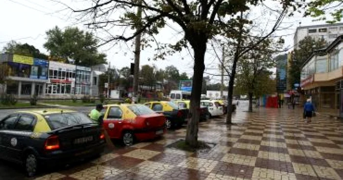 Escrocul îşi alegea victimele din rândul taximetriştilor. Foto arhivă