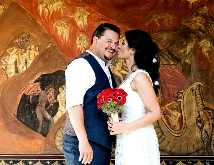 
    Bobonete are doi copiifoto: arhivă  