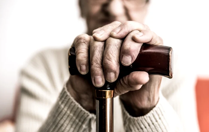 Vârstnicii sunt ținte predilecte ale hoților. FOTO Shutterstock