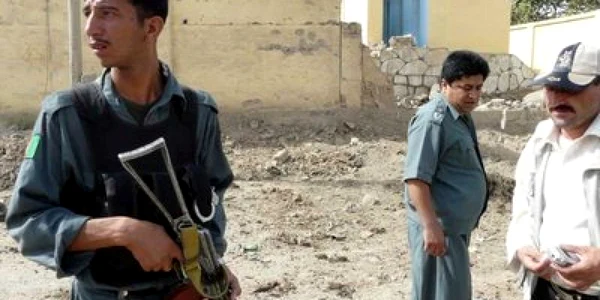 Secretarul general al NATO cere mai mulţe trupe şi echipamente militare pentru Afganistan
