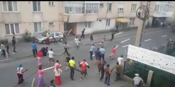 razboi clanuri de romi Galati