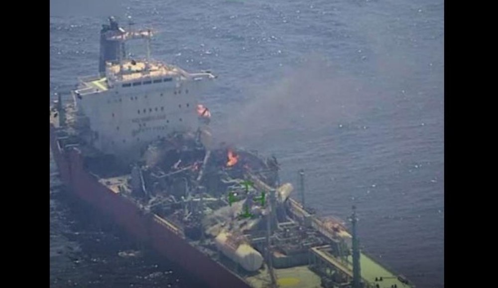 Explozie la bordul unui vas care transporta GPL, în Golful Aden. Doi marinari sunt dați dispăruți. S-a emis o alertă de navigaţie