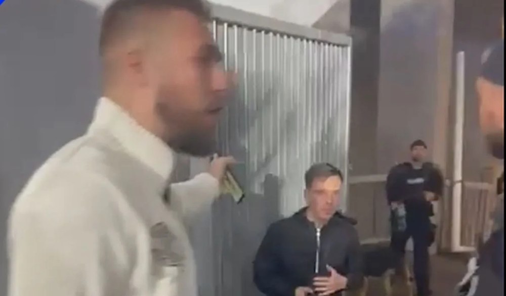 Scene incredibile în Giulești. „Dacă nu ștergi filmarea, te bat”. Are deja interdicție de un an de a mai intra pe stadioane