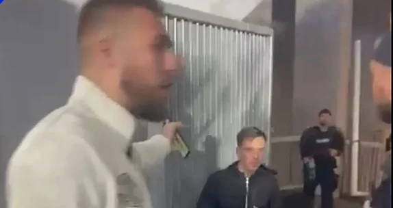 Impresarul Rareș Popa sărit să bată un jurnalist. Captură TV