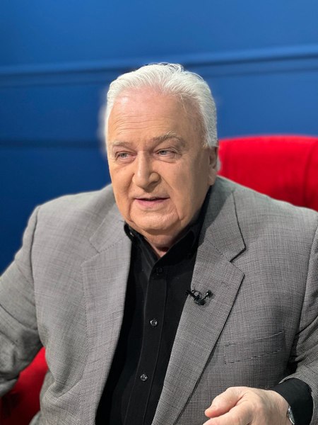Interviu cu George Roca: povestea unei identități diasporene între literatură și jurnalism