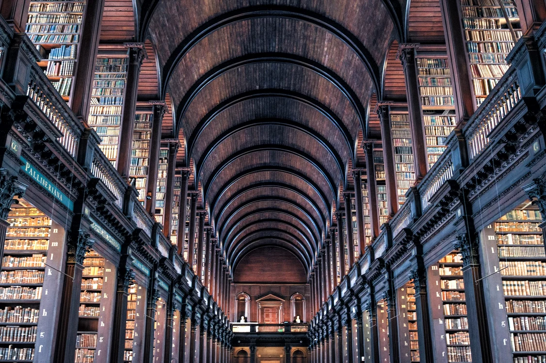 Ce se ascunde în arhivele Bibliotecii secrete de la Vatican / Foto: Pixabay