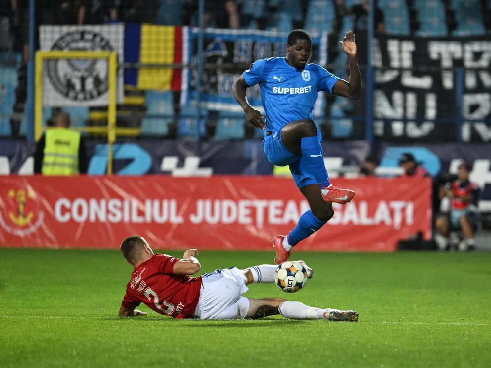 FIFA sancționează din nou în Superliga. Un alt club primește interdicție la transferuri pentru următoarele trei ferestre de mercato