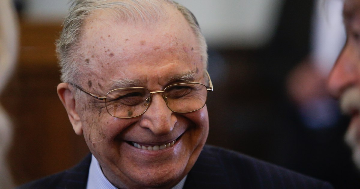 Ion Iliescu împlinește 95 de ani: Starea sa de sănătate și retragerea din viața publică