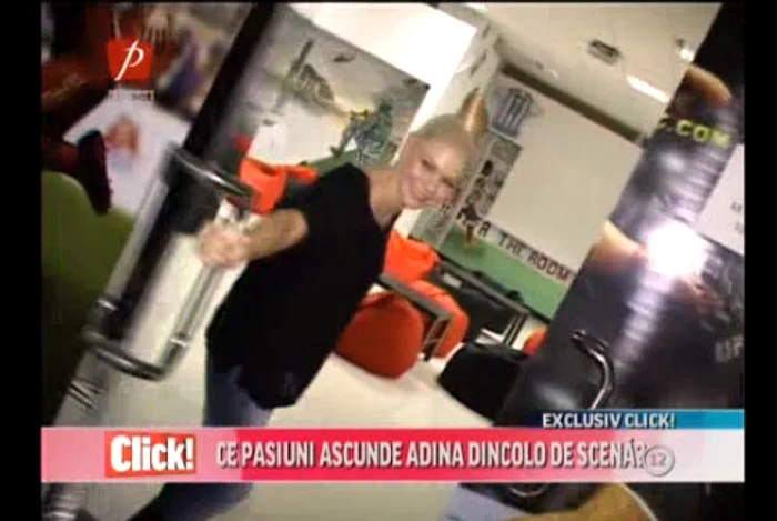 Adina ne-a deschis uşile localului pe care l-a deschis