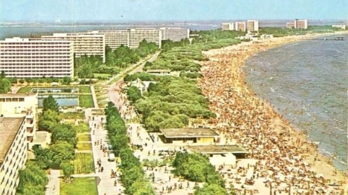 FOTO Cum arătau vacanţele românilor în Epoca de Aur şi cât costau camerele la hotelurile de lux de pe litoral jpeg