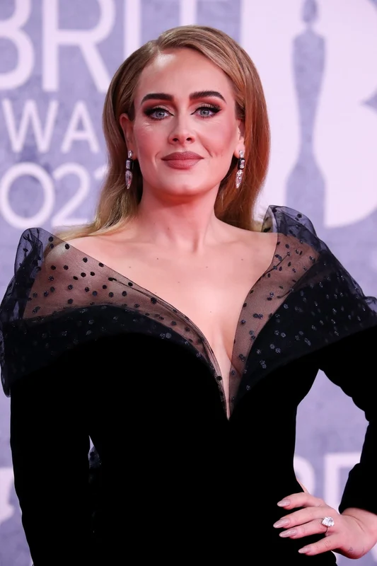 11 adele brit awards 2022 inel de logodna 7 jpg jpeg