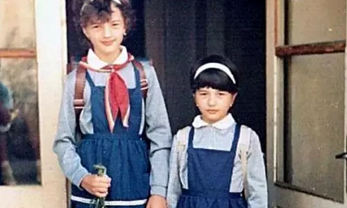 surorile basescu jpg