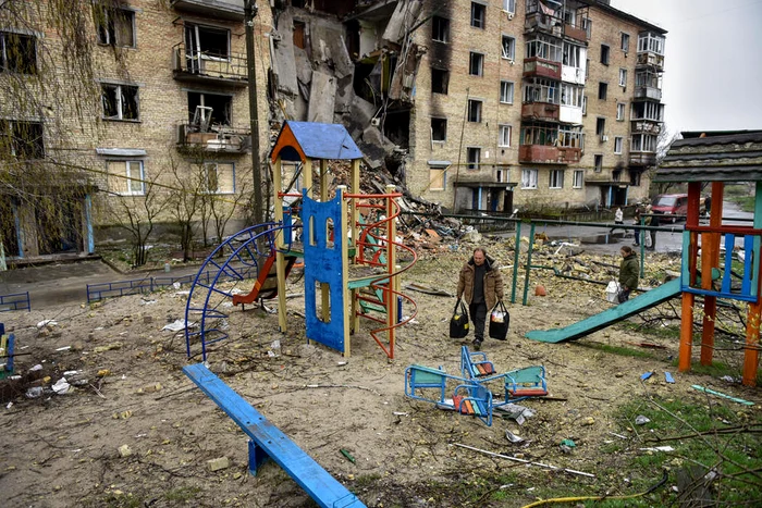 Trei luni de război în Ucraina. Aramta rusă nu încetează atacul Sursă foto: Gettyimages