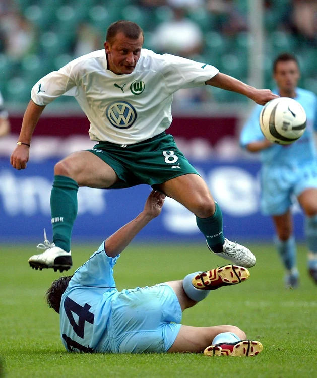 
    Dorinel Munteanu  
