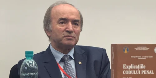 tudorel toader foto facebook png