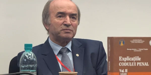 tudorel toader foto facebook png