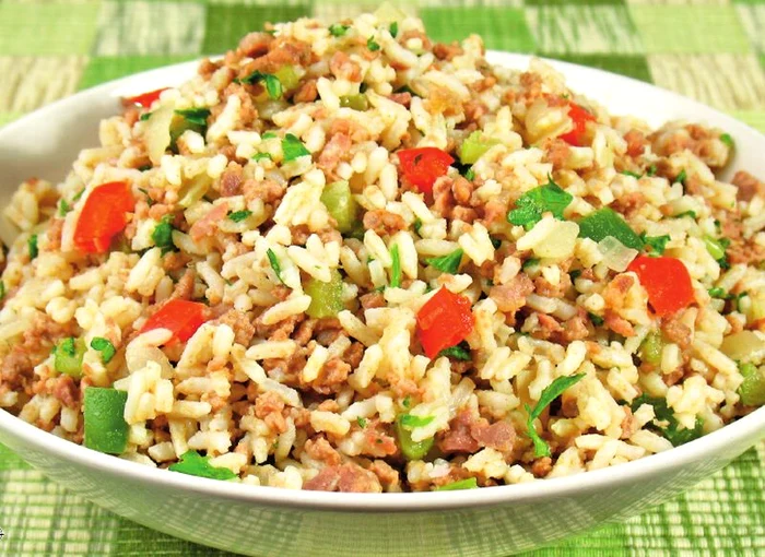 1366991726 9733salata 20de 20orez 20cu 20ton jpeg