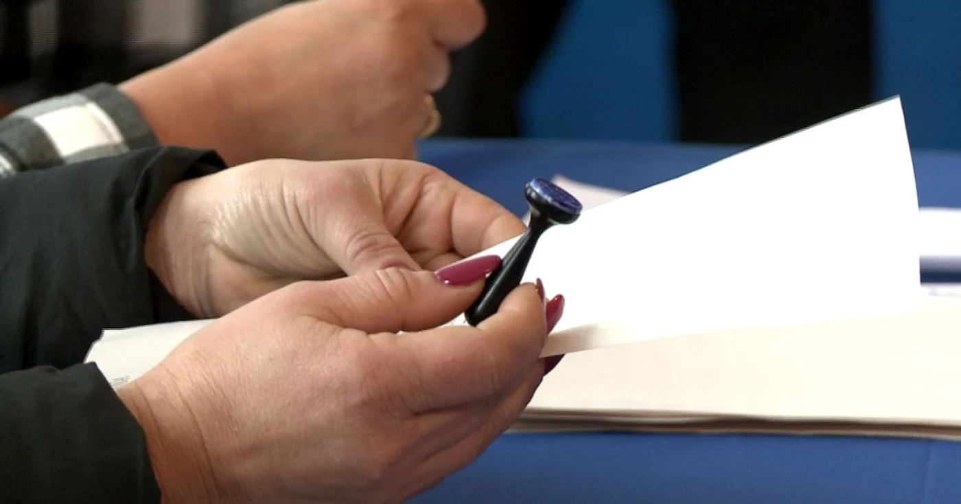 Potrivit BEJ, din totalul celor 432 de preşedinţi de secţii de votare din judeţul Dâmboviţa s-au retras 90.
